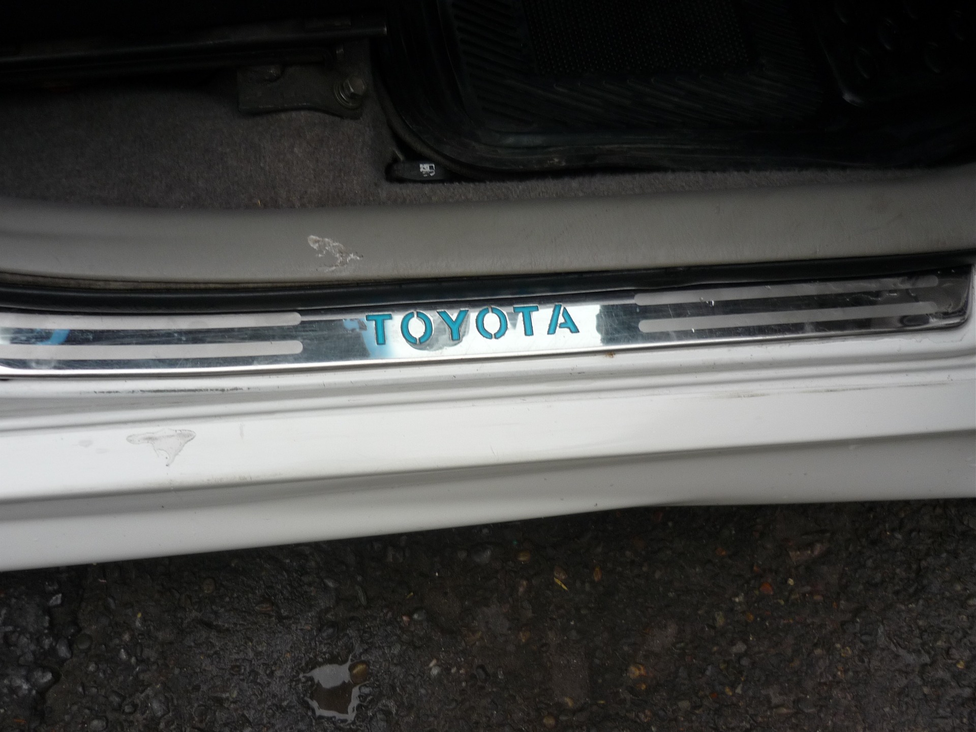      Toyota Caldina 20 1997