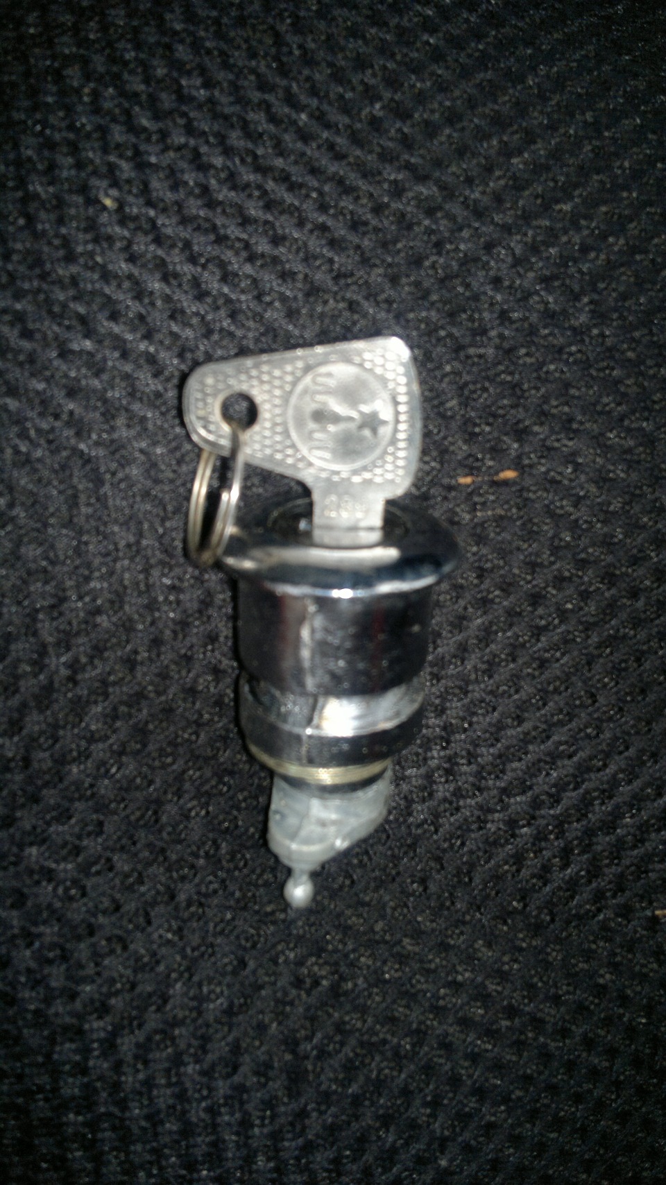 ремонт и замена замка двери — Москвич 2140, 1,5 л, 1988 года | своими ...