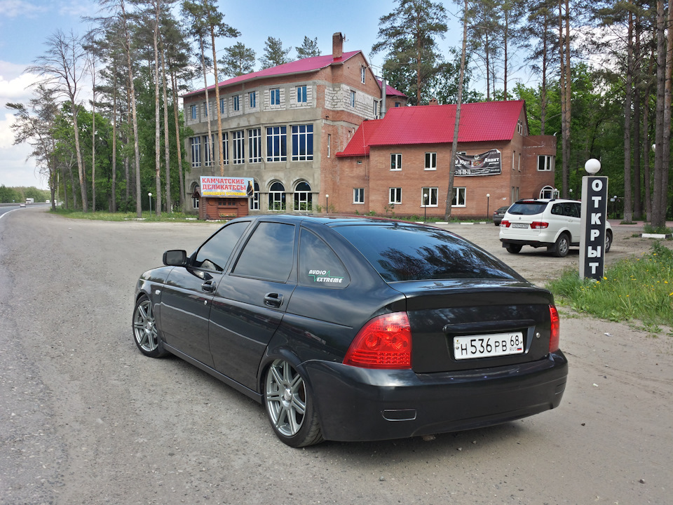 Подсветка в багажнике - Lada Приора хэтчбек, 1,6 л, 2014 года электроника DRIVE2