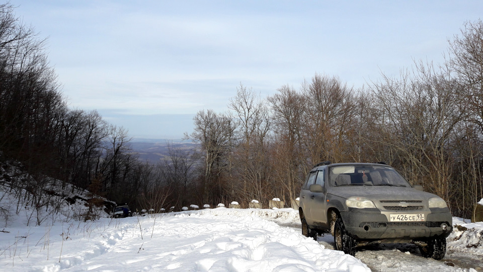 Покатуха на г. Собер Баш, как поменять лопнувшее колесо в сугробе без ...