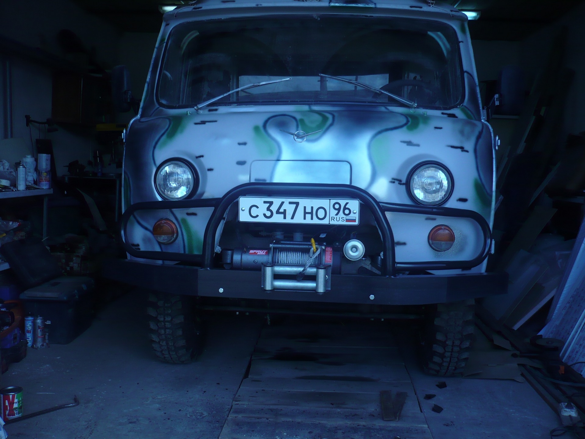 Передний силовой бампер — УАЗ 3962, 3,2 л., 1995 года | аксессуары | DRIVE2