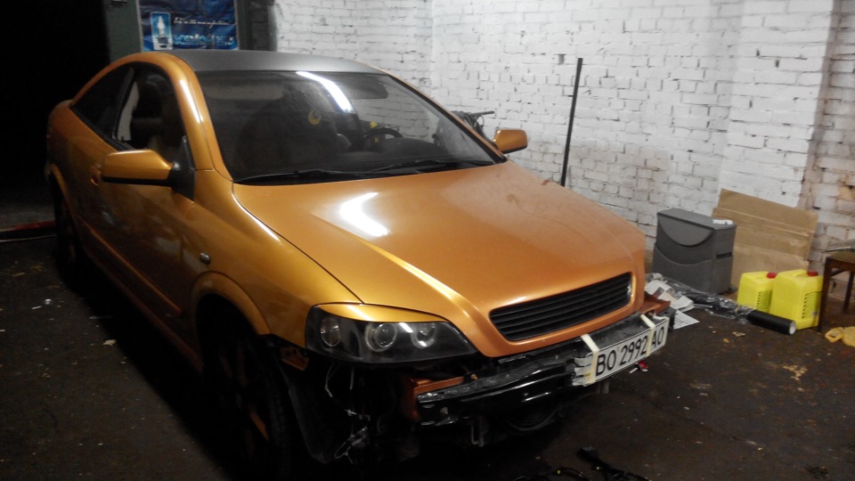 Opel Astra G, замена линз DEPO + установка ангельских глазок ...