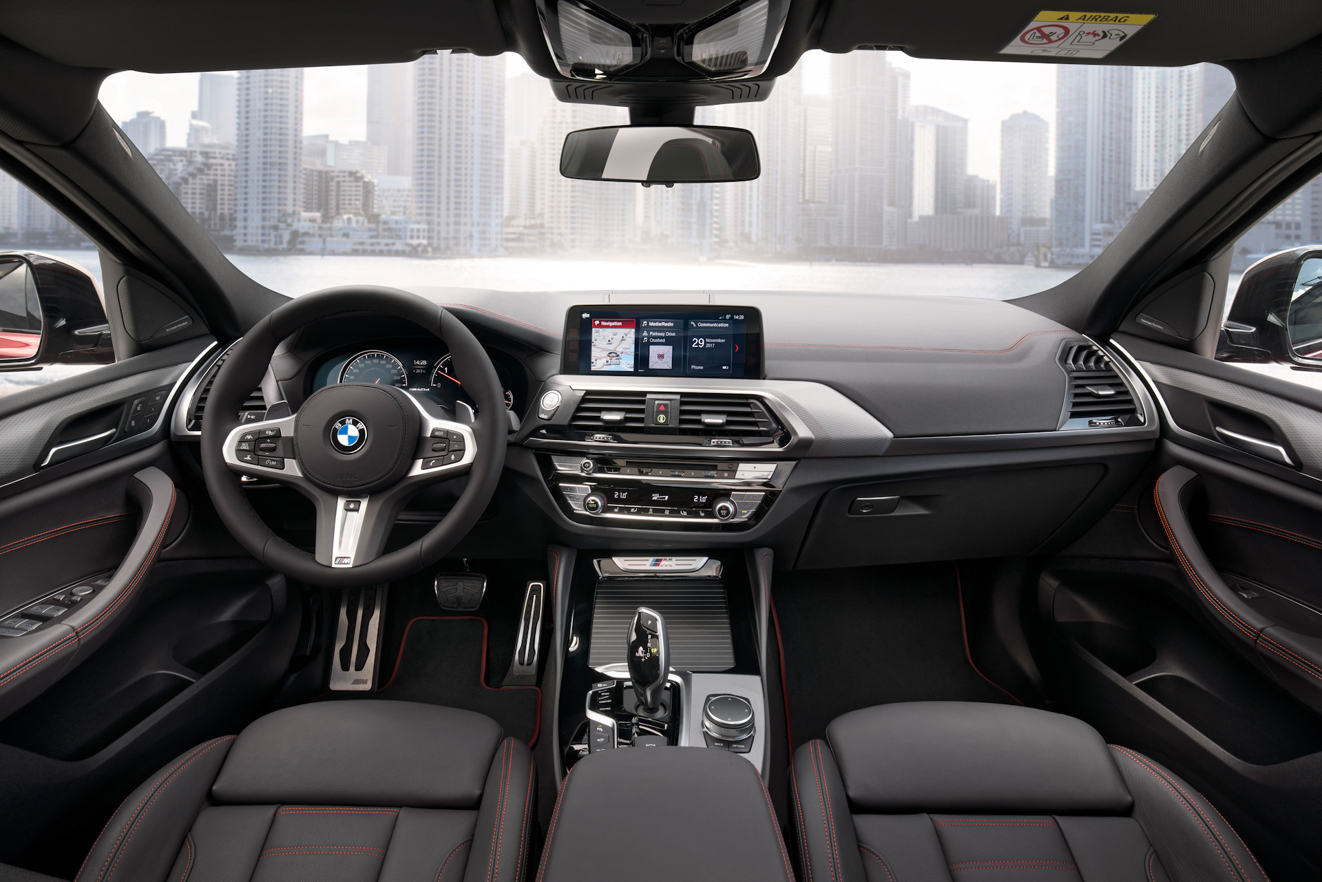 BMW x4 2021 салон