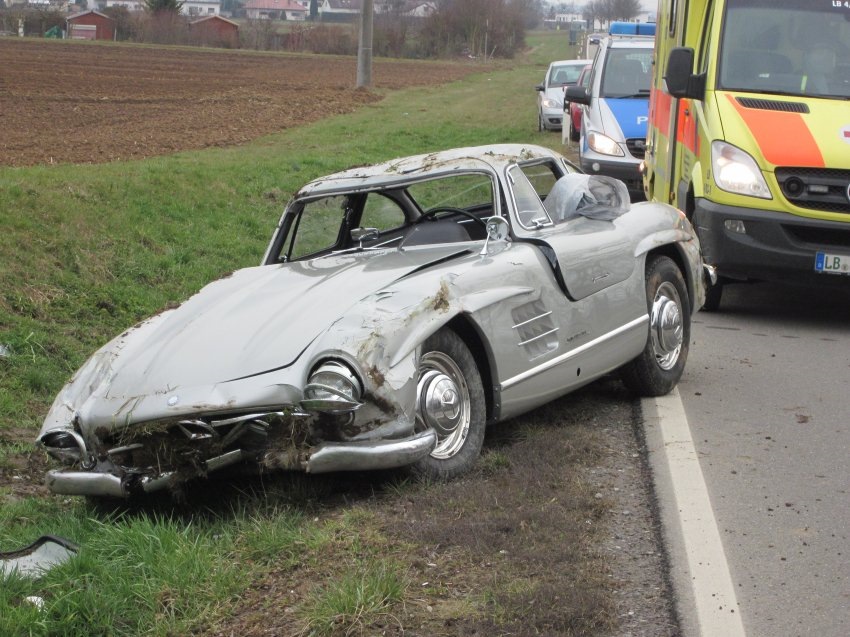 mercedes benz 300 sl roadster