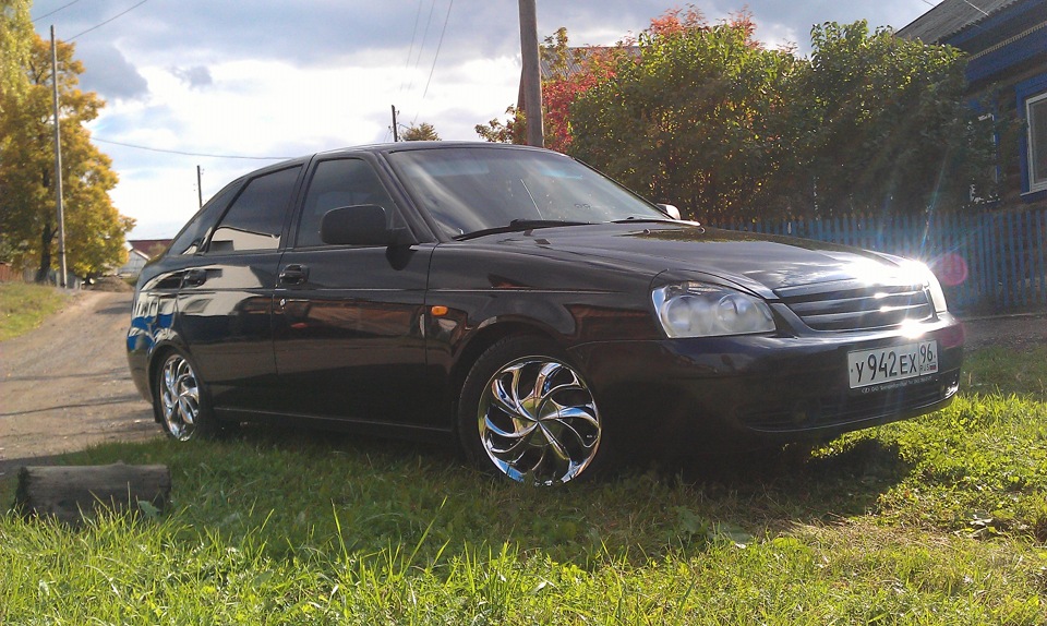 Замена задних фонарей, реснички на фары — Lada Приора хэтчбек, 1,6 л ...