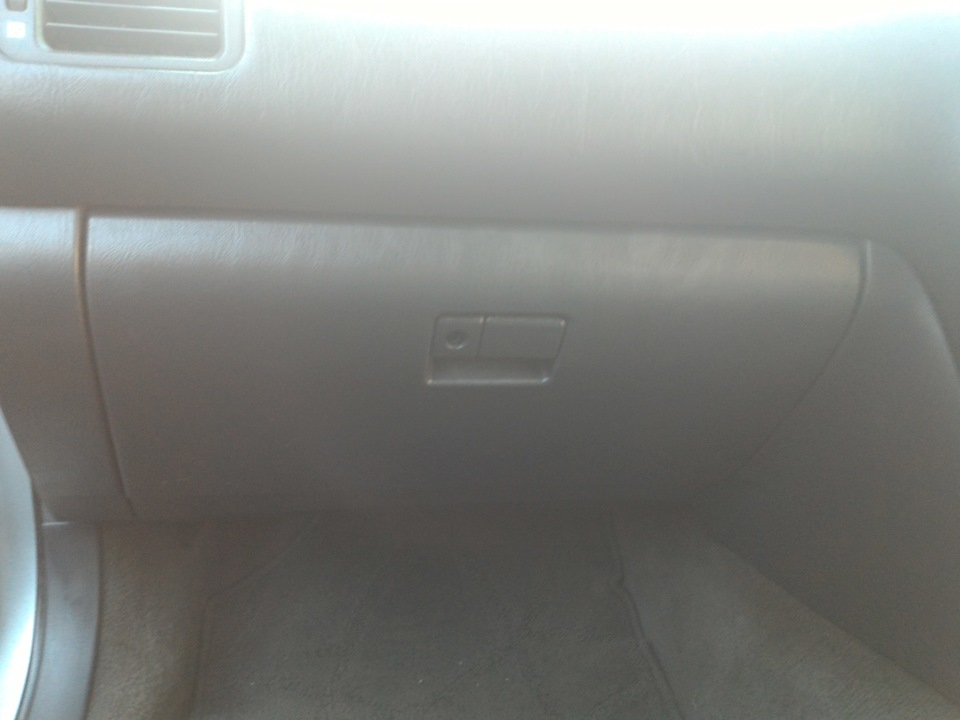 Ставим салонный фильтр — Toyota Chaser (100), 2,5 л, 1996 года | своими ...