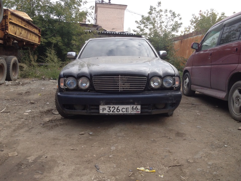 nissan cedric, 2000 с круглыми фарами