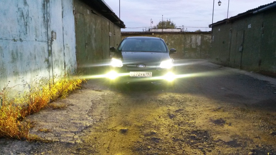 Желтые туманки — Ford Focus III Hatchback, 2 л, 2012 года | тюнинг | DRIVE2
