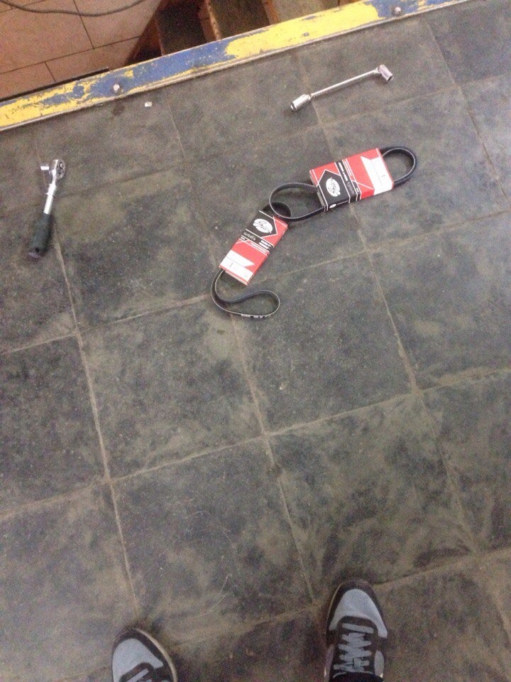 Появился свист при повороте руля до конечного положения. — Toyota ist ...