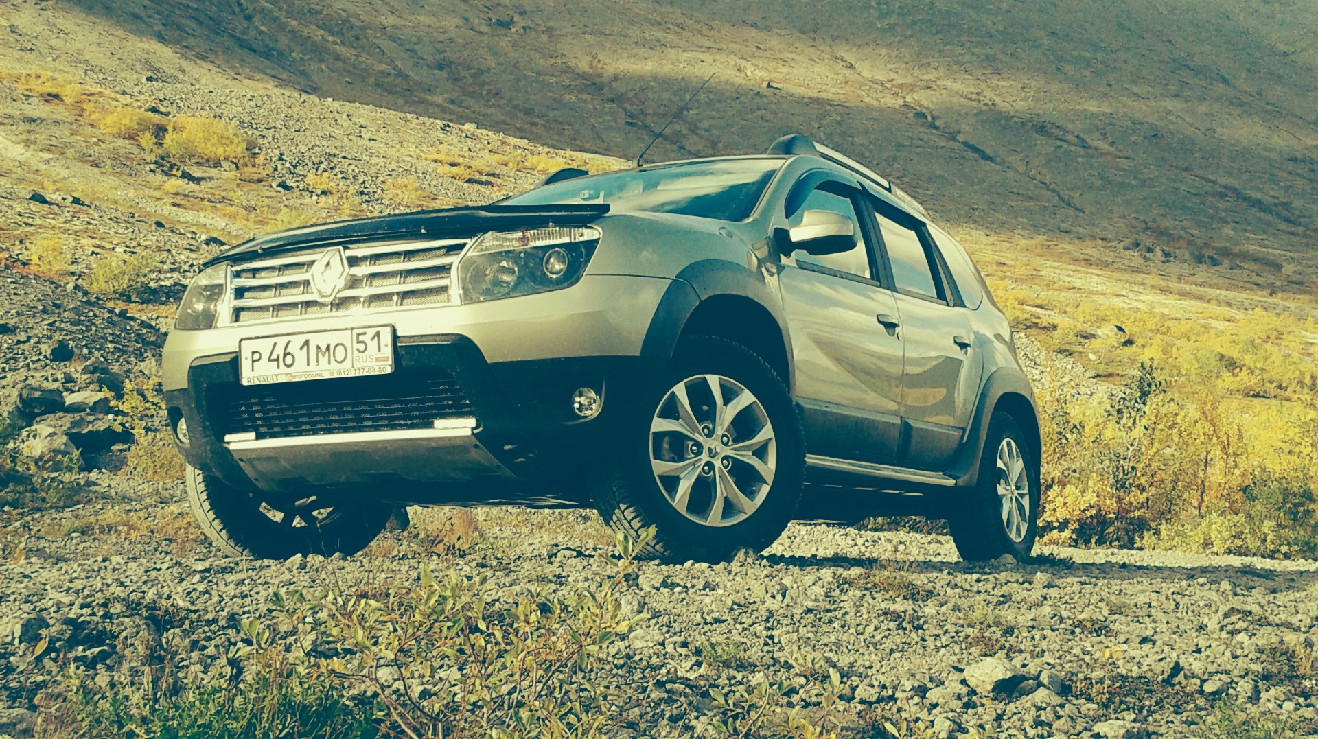 Renault Duster (1G) 2.0 бензиновый 2013 | светлый базальт 2.0 4х4 на DRIVE2