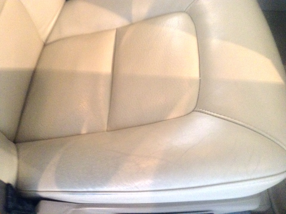 Средство по уходу за кожей сидений. — Volvo S80 (2G), 2,5 л, 2008 года ...