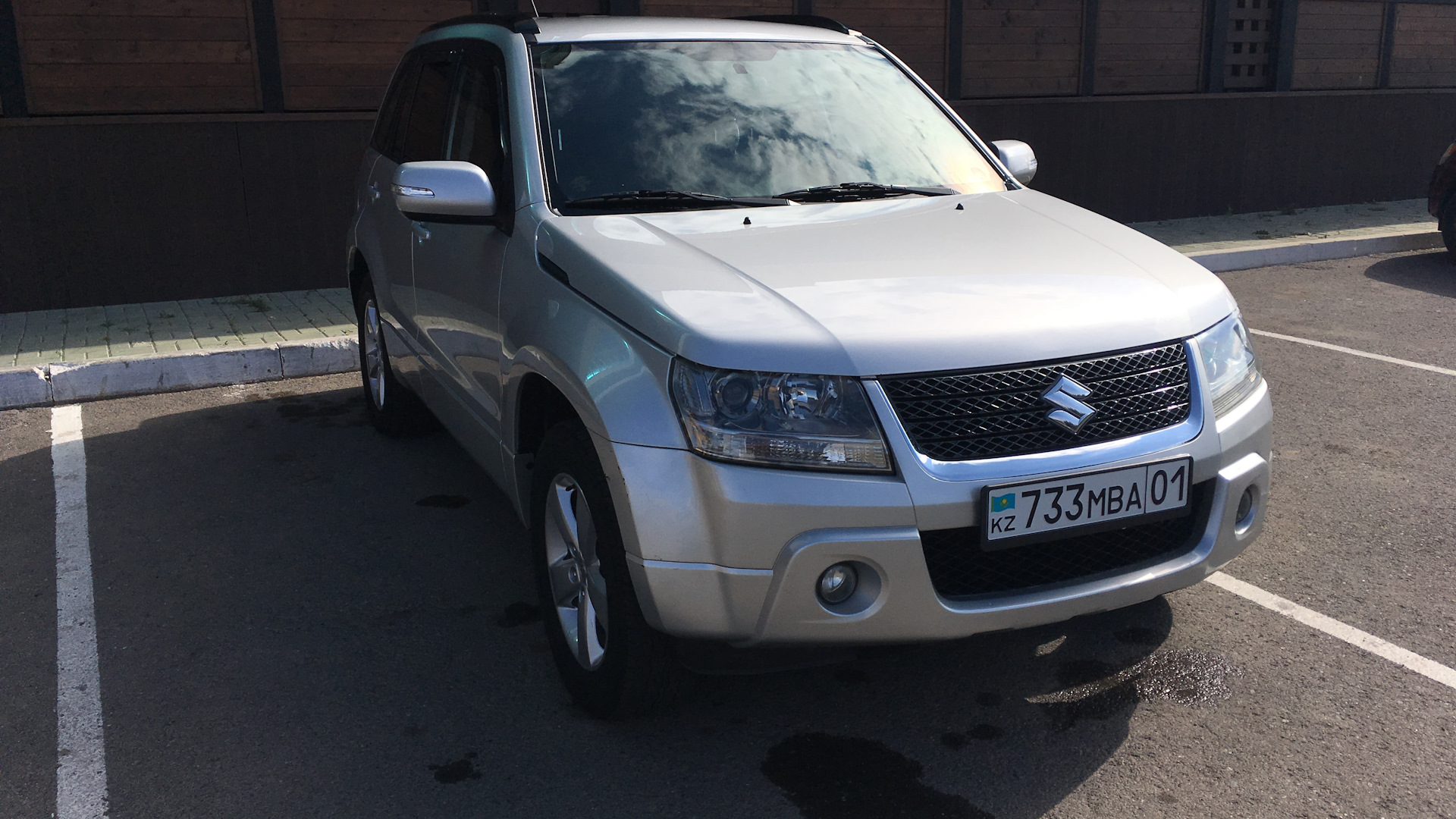 Suzuki Grand Vitara (2G) 2.4 бензиновый 2008 | Astana Silver v2.4 на DRIVE2