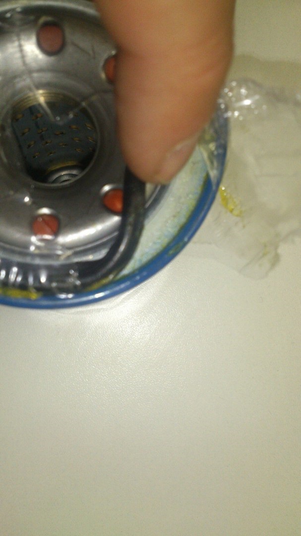 В продолжение темы оригинала и подделки. Масляный фильтр Honda с EMEX ...