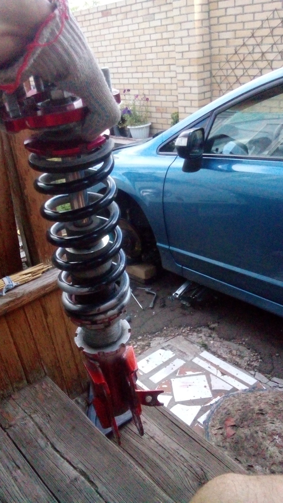 разбор передних винтовых стоек mdu — Honda Civic 4D (8G), 1,8 л, 2007 ...