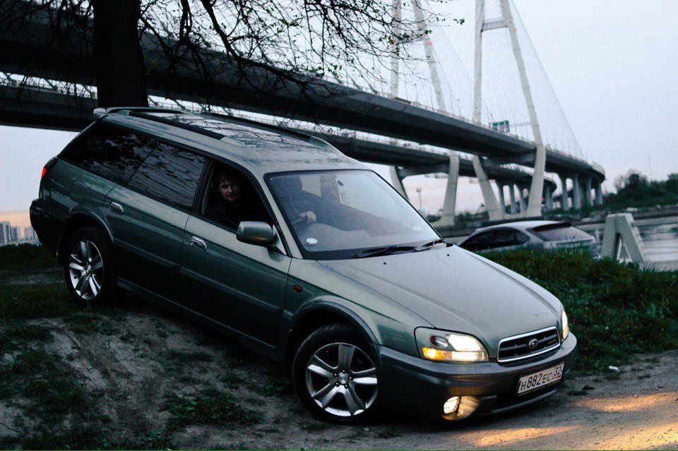 Отличие subaru legacy от subaru legacy lancaster