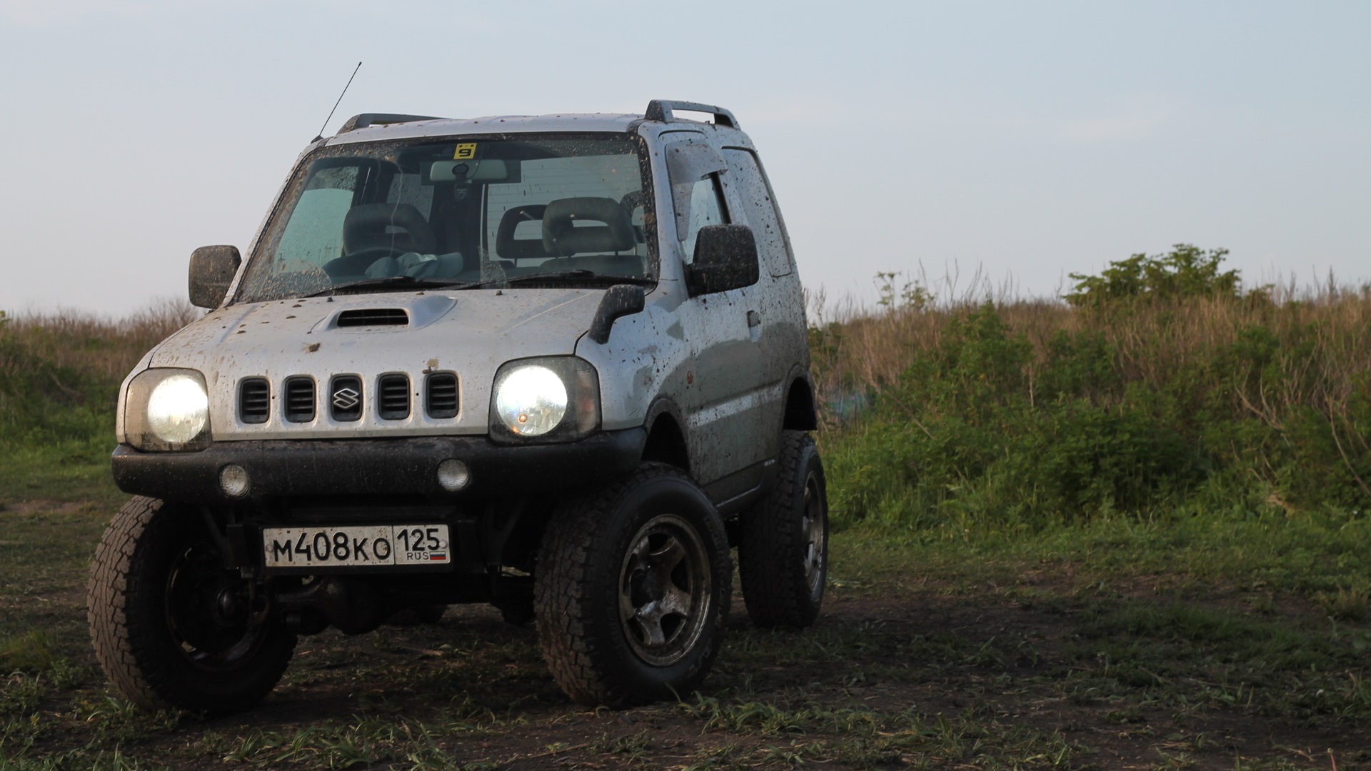 Suzuki Jimny 0 7