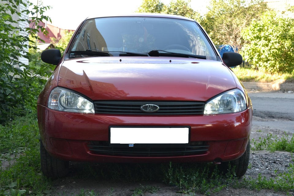 Lada Kalina 2008 красная