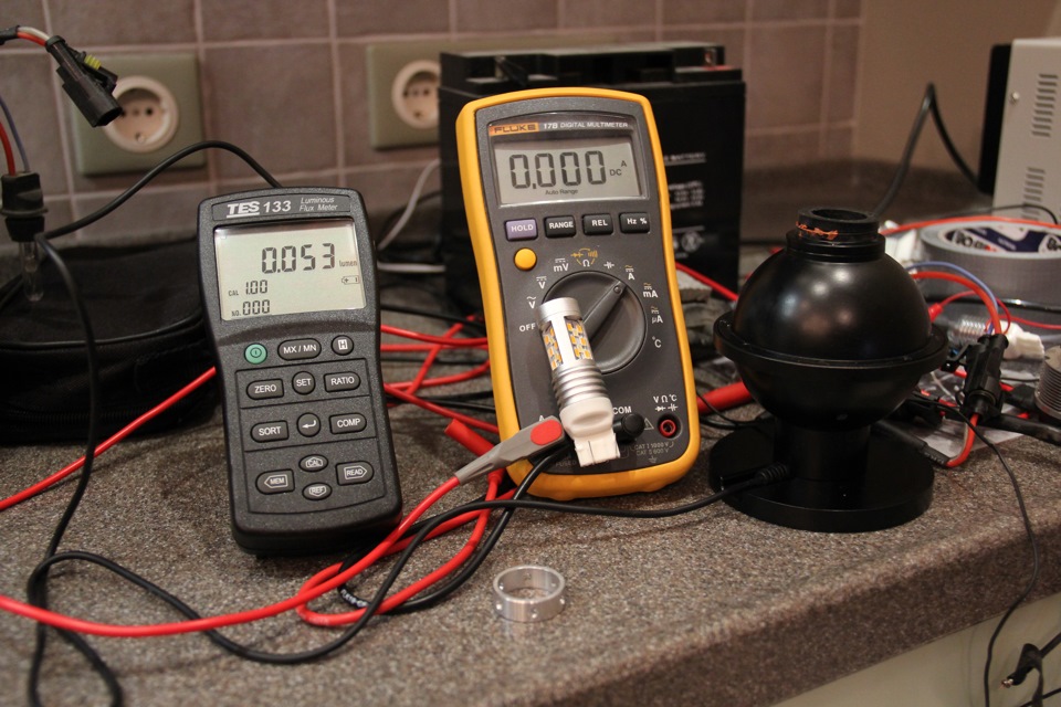 Many different lamps vs light sphere measurements of xenon for reversing