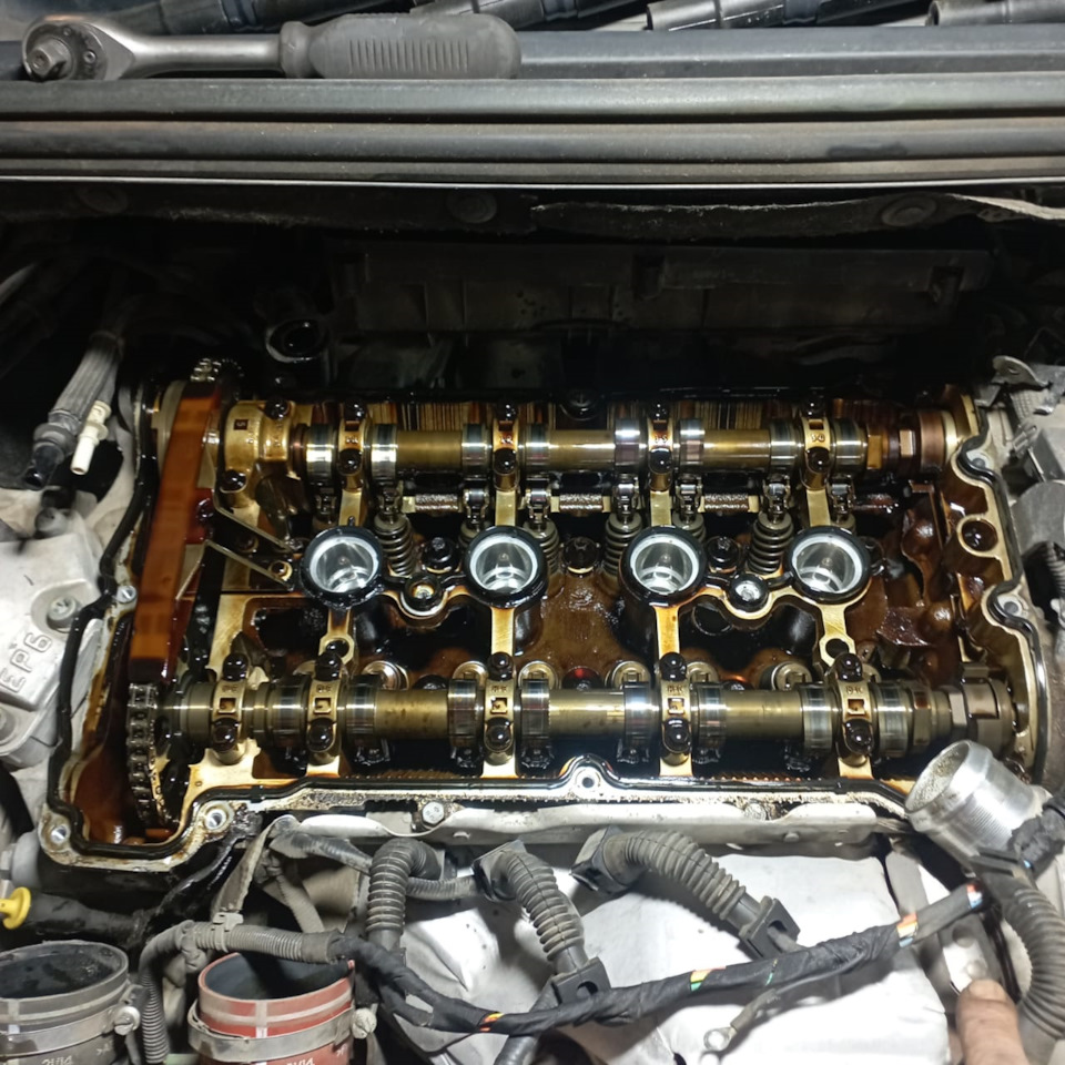 Замена МСК, чистка дроссельной заслонки, замена натяжителя цепи, замена ...