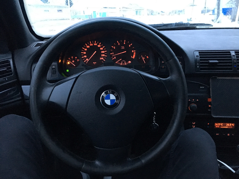 Руль с e90 — BMW 5 series (E39), 2 л, 1997 года | другое | DRIVE2