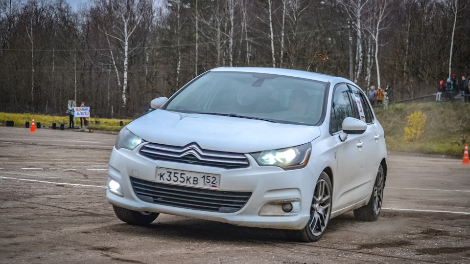 5000 рублей за резкое торможение – придуман новый штраф — Citroen C4 ...