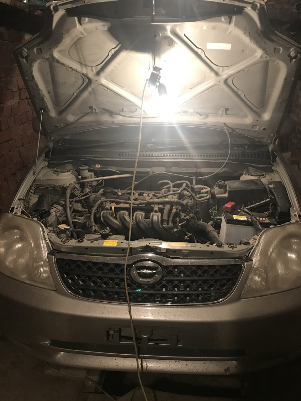 Чистка заслонки дросселя🔧🏎 — Toyota Corolla (120), 1,5 л, 2000 года ...