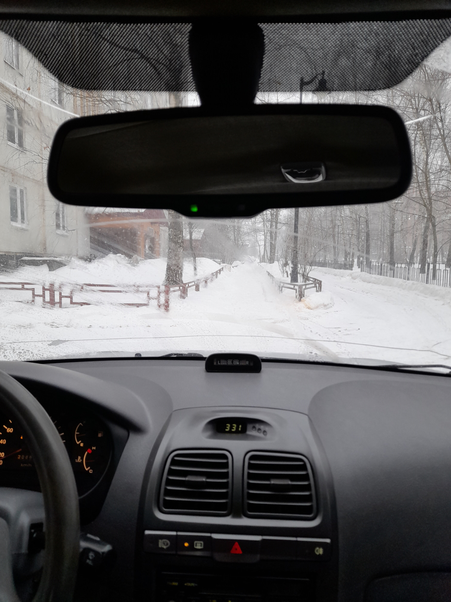 Зеркало с автозатемнением в хендай акцент. — Hyundai Accent (2G), 1,6 л ...