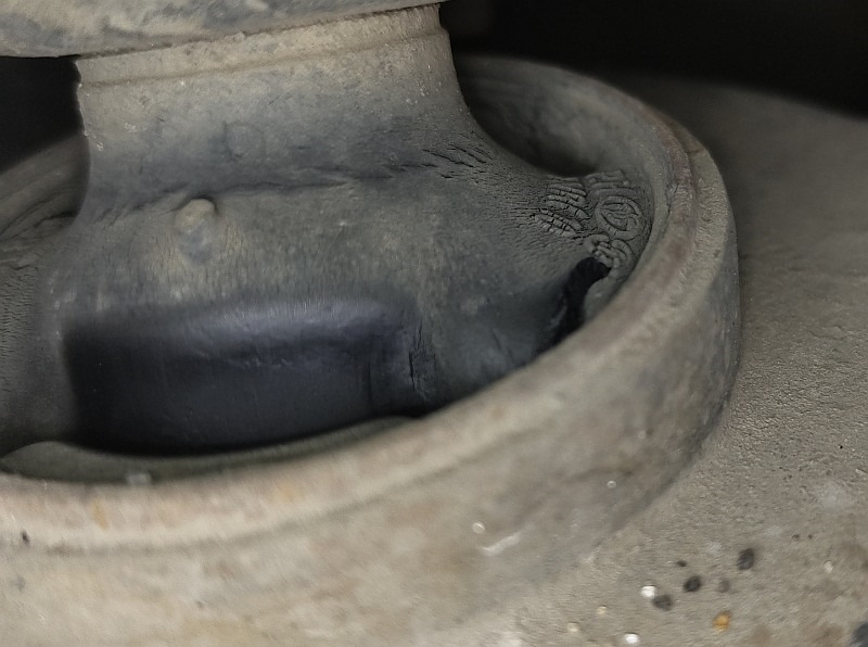 Ну, что задние сайлентблоки уже давно устали, я еще и в прошлом году видел. — Daewoo Gentra