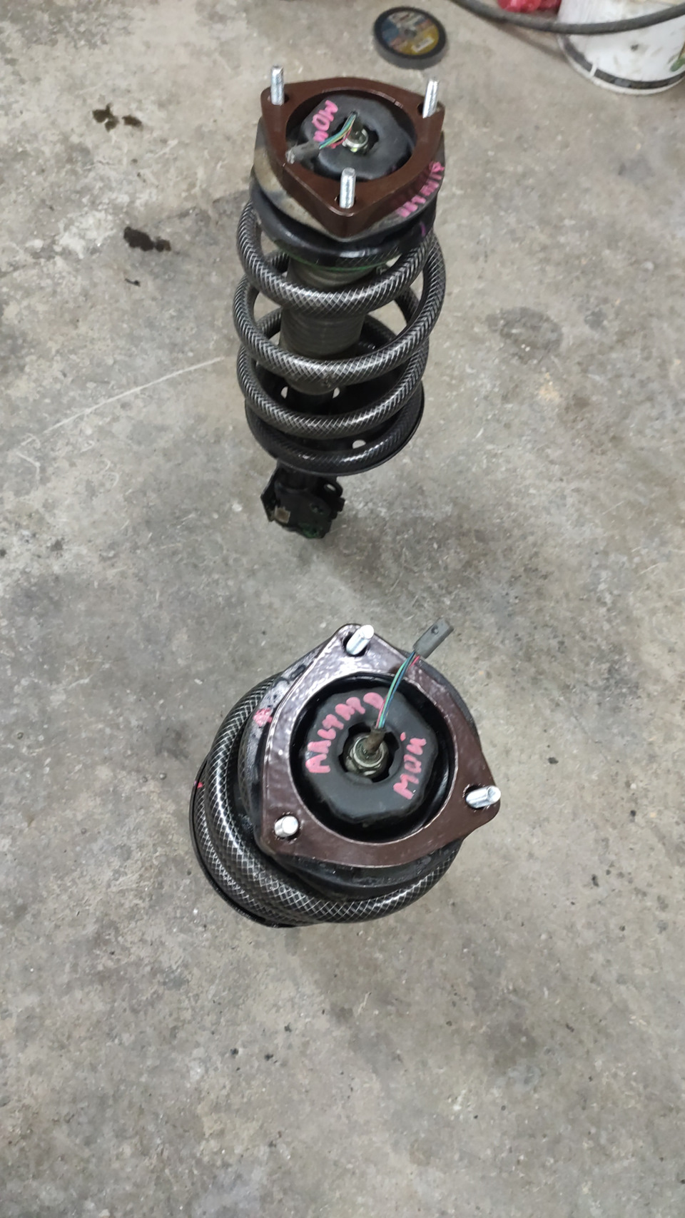 Поднял передок на 2см — Toyota Alphard, 3 л, 2007 года | тюнинг | DRIVE2