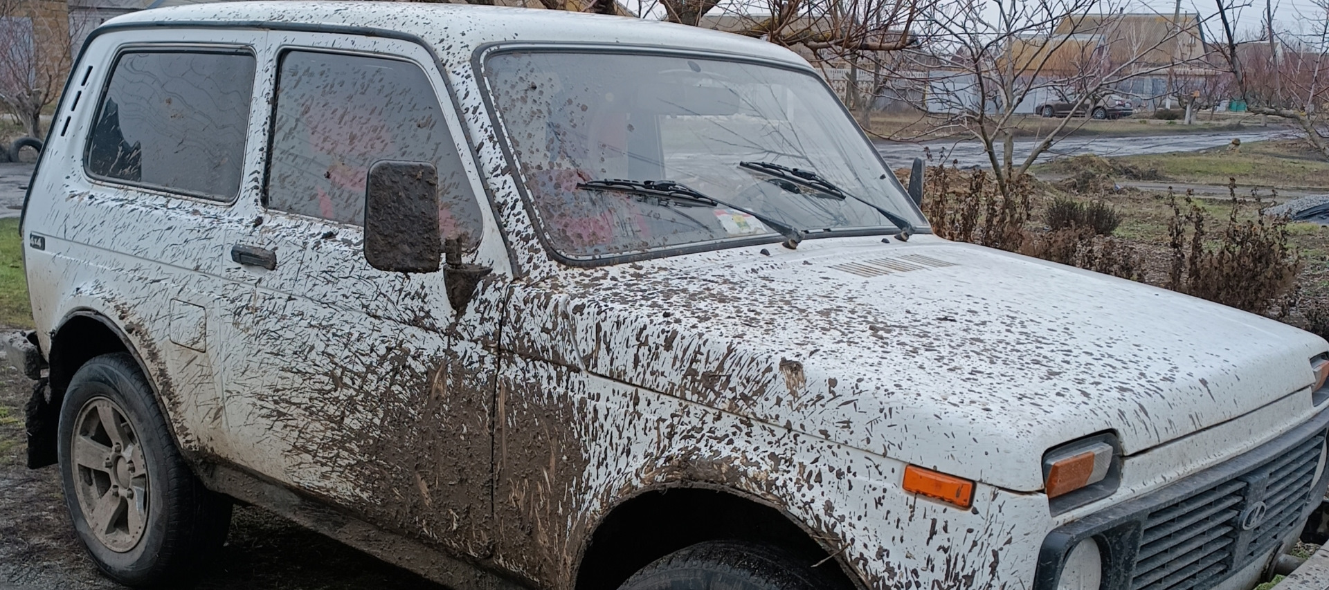 Вот и продал я Ниву в силу не практичности в городских условиях! — Lada 4x4  3D, 1,8 л, 1996 года | продажа машины | DRIVE2