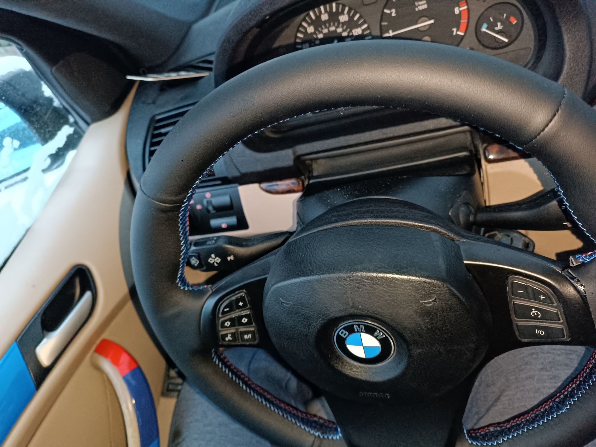 Руль — BMW X5 (E53), 4,4 л, 2003 года | тюнинг | DRIVE2