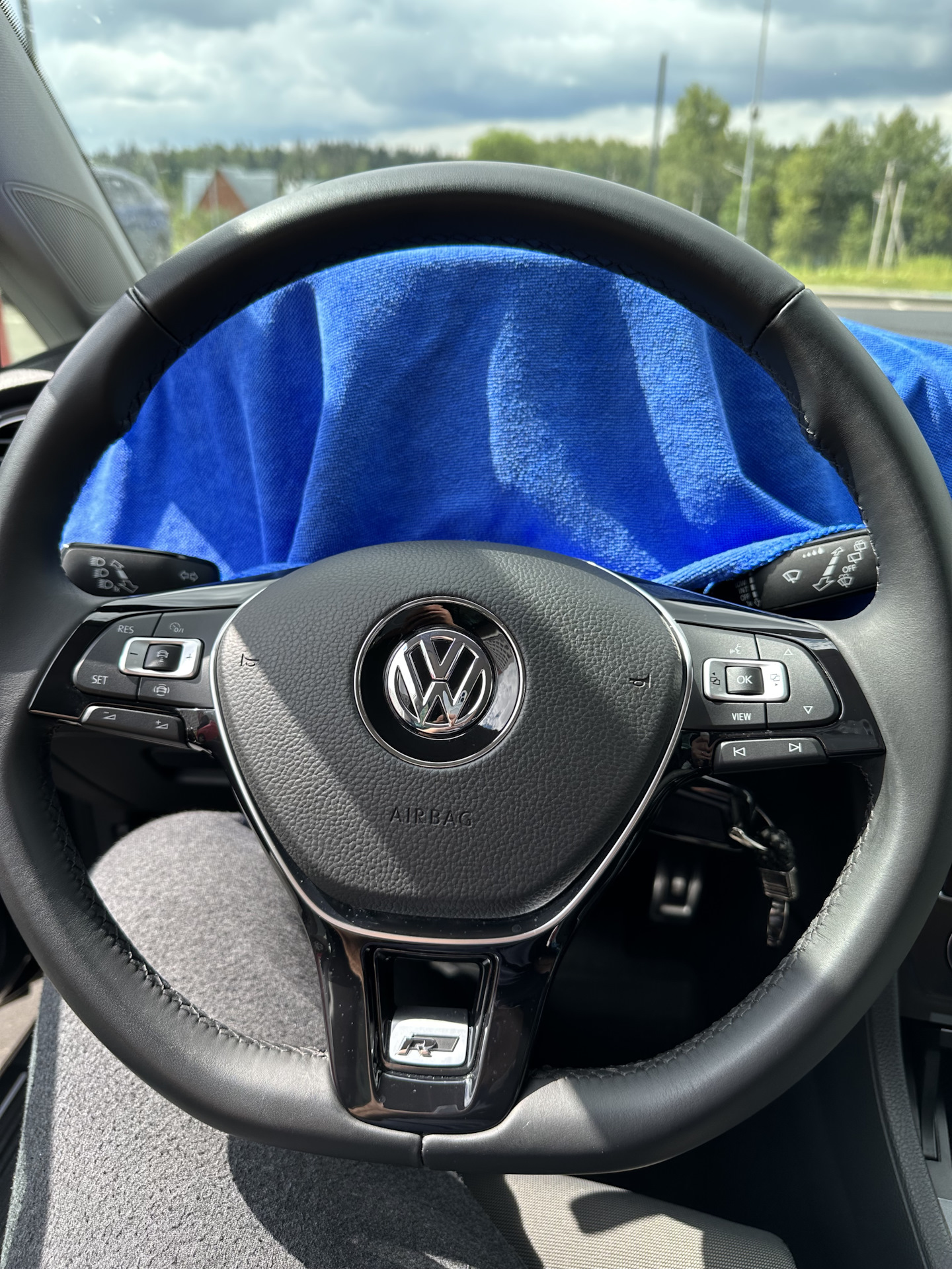 Очиститель кожи руля Chemical Russian — Volkswagen Golf Mk7, 1,4 л ...