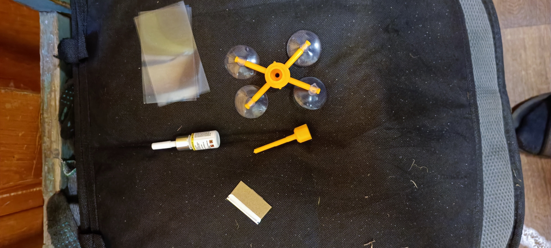 Скол на лобовом — DRIVE2