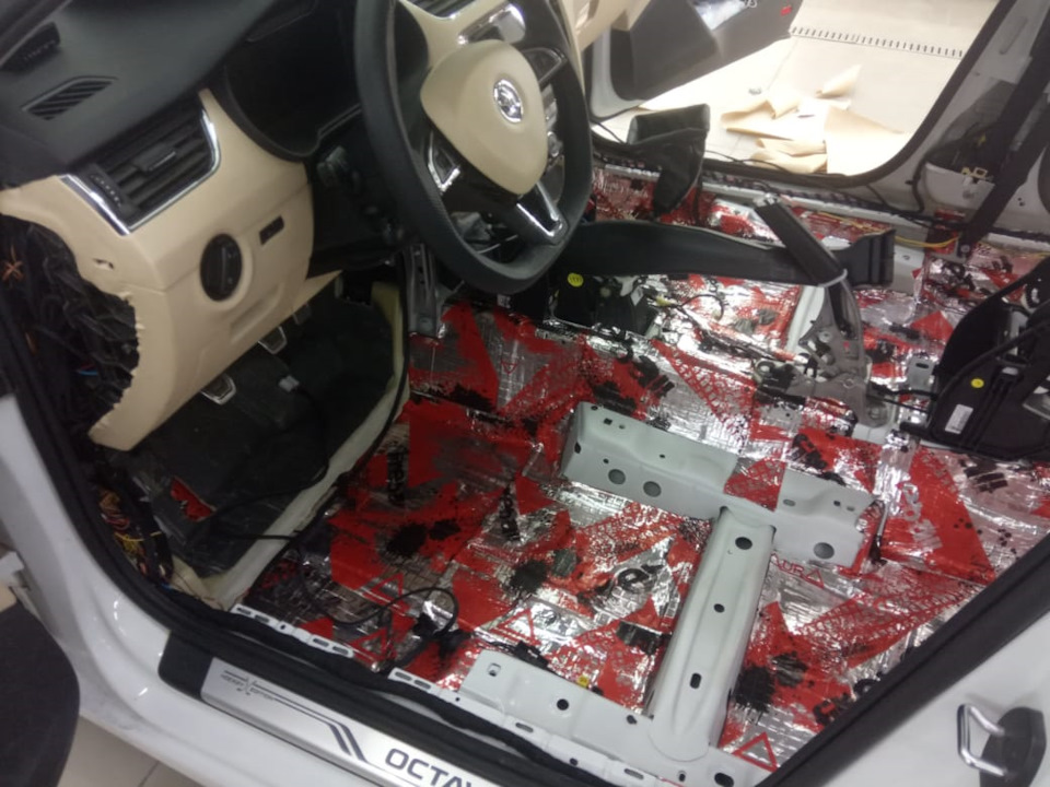 Шумовиброизоляция салона. Часть 2 — шумоизоляция пола, багажника и арок ...