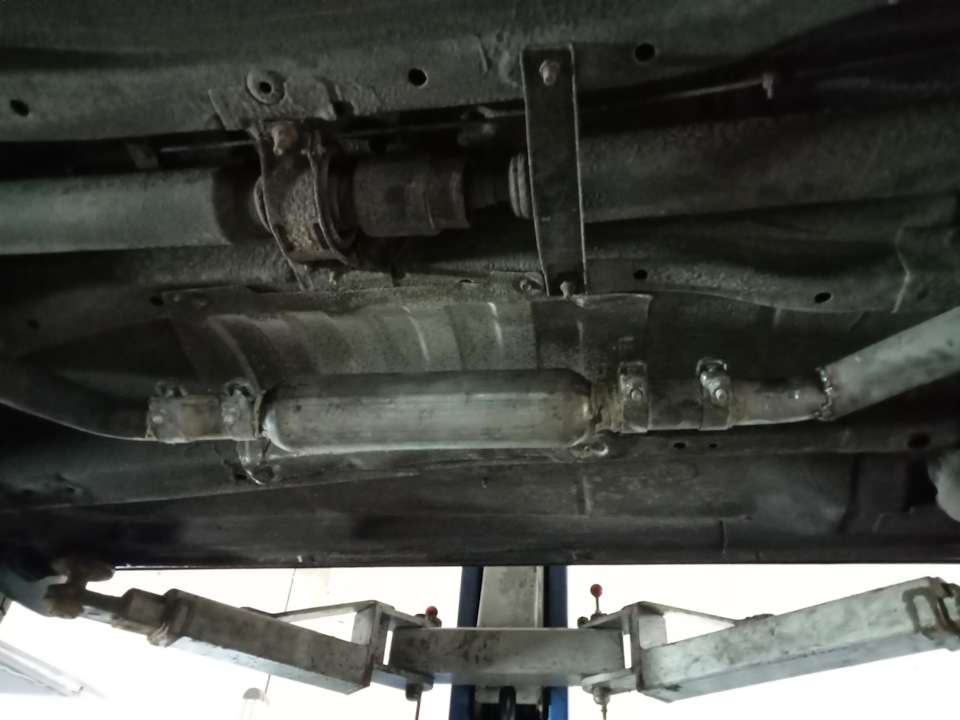 Стронгер вместо резонатора. — Nissan Murano I, 3,5 л, 2006 года ...