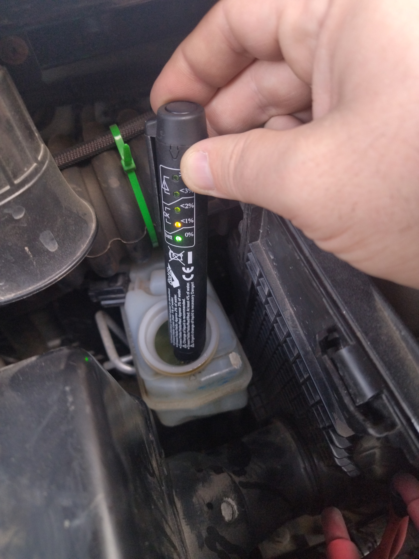 Замена тормозной жидкости — Lada XRAY, 1,8 л, 2017 года | визит на ...