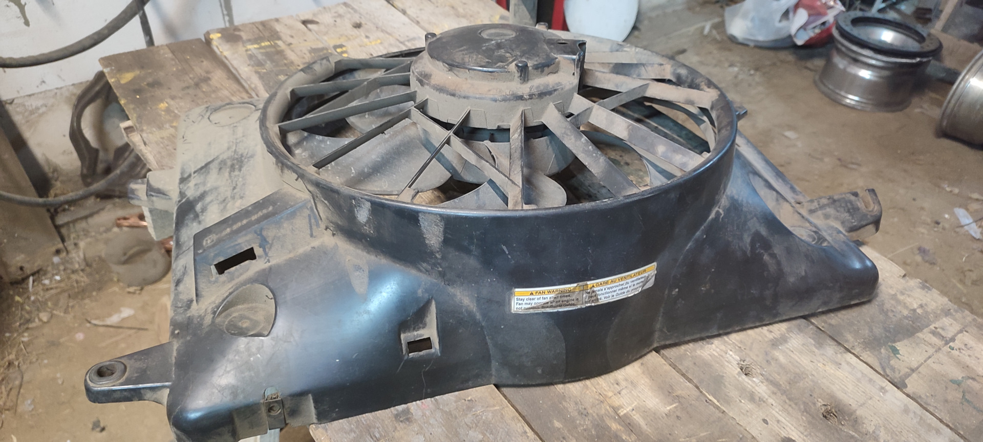 Электровентилятор вместо вискомуфты — Ford Expedition (1G), 5,4 л, 2000 ...