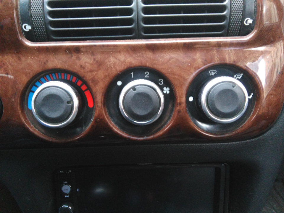 Крутилки печки с алика от второго фокуса — Ford Escort Mk6, 1,3 л, 1997 ...