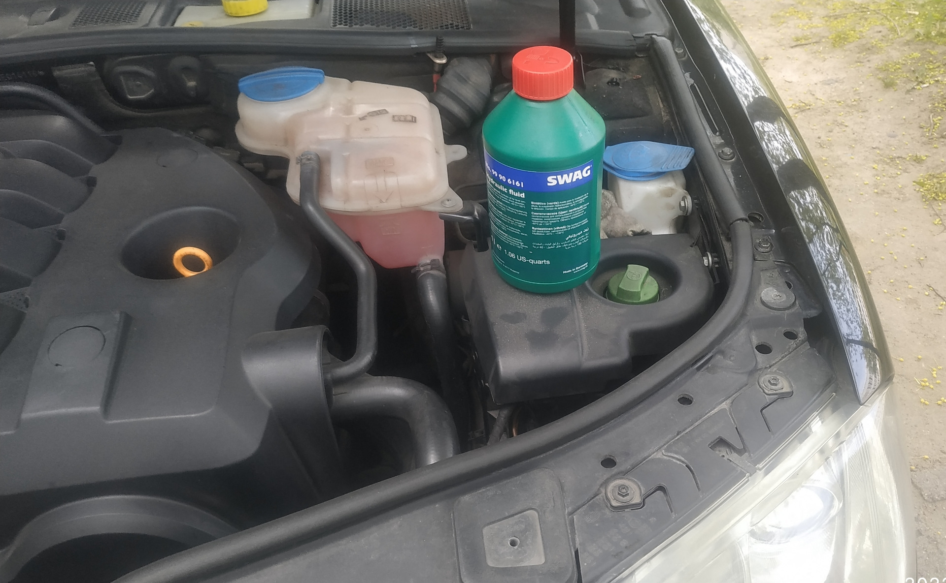 Замена жидкости в гидроусилителе — Volkswagen Passat B5, 1,9 л, 2004 ...