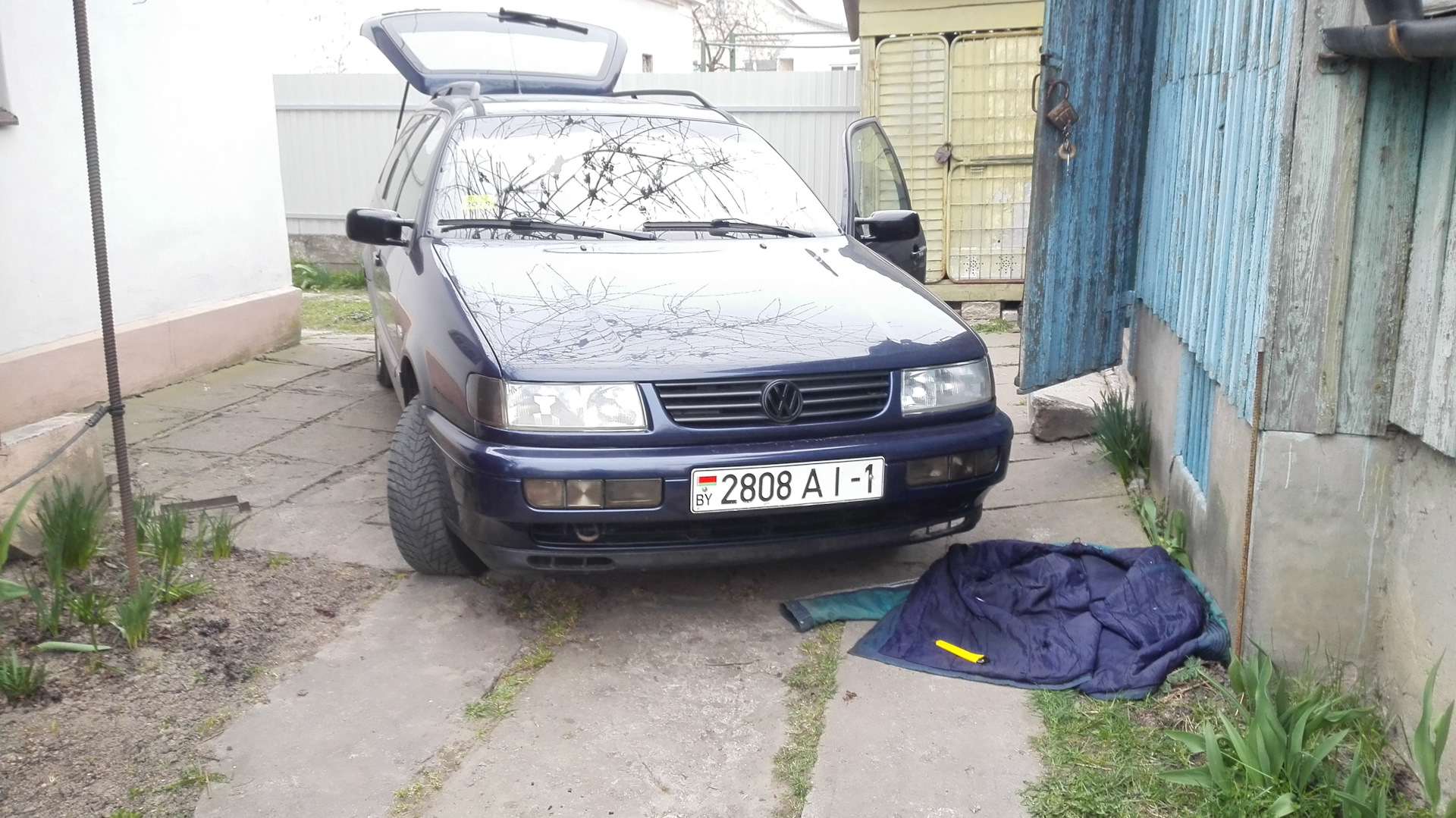 Нижняя губа на Пассат Б4 от Рено Лагуны (часть 1) — Volkswagen Passat  Variant (B4), 2 л, 1995 года | стайлинг | DRIVE2