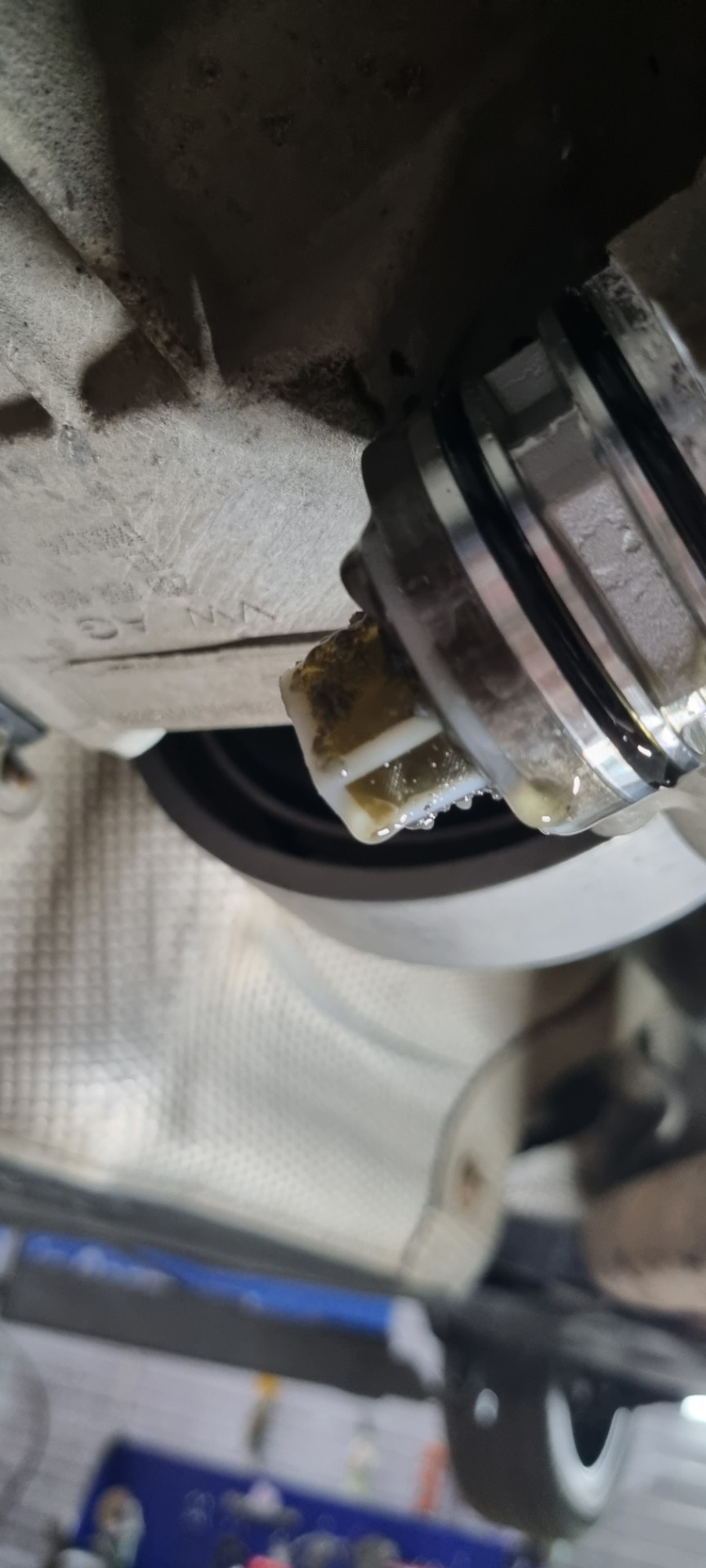 Замена масла в Халдексе — Skoda Kodiaq, 2 л, 2019 года | плановое ТО ...