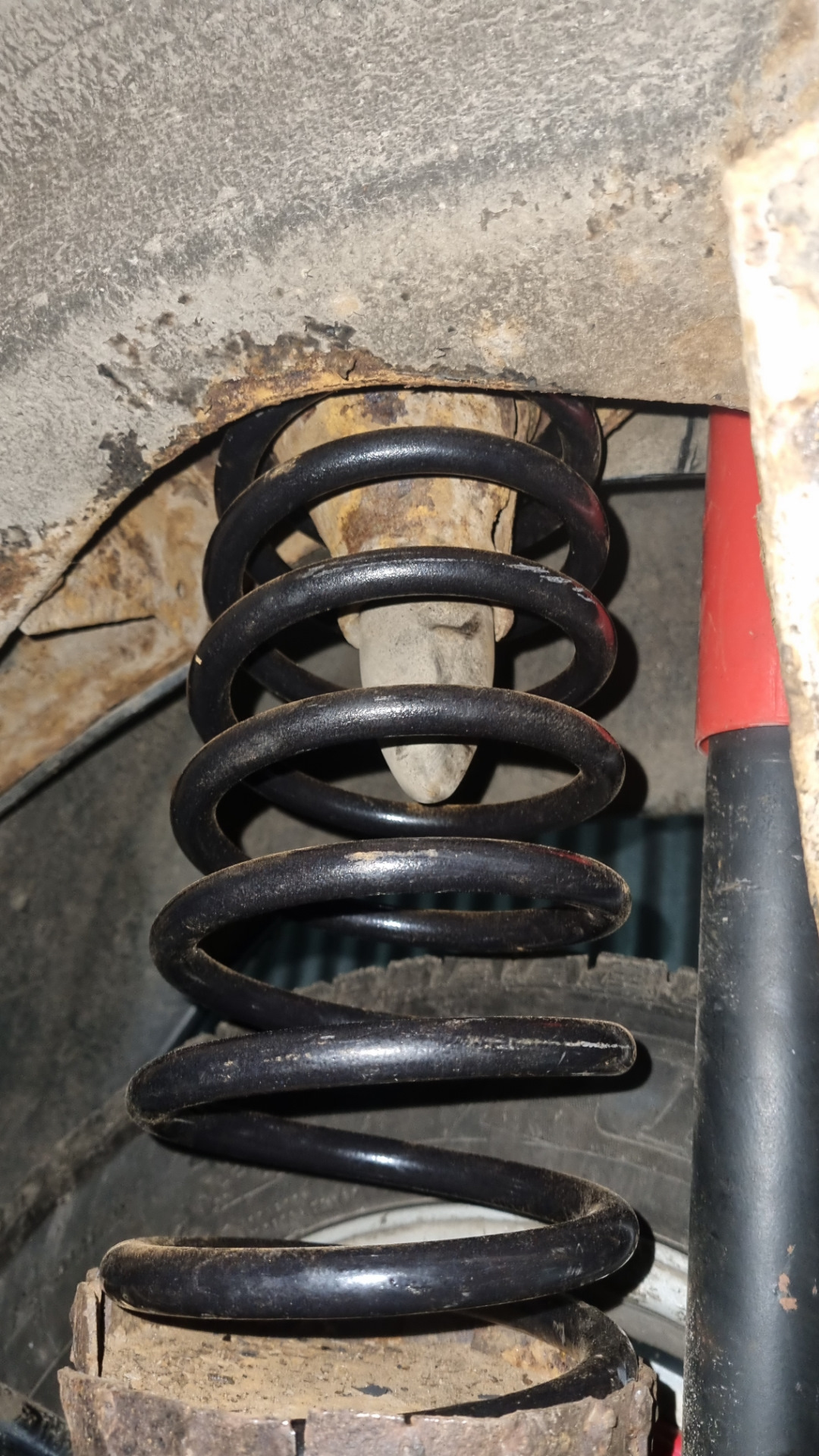 Задние пружины покинули чат — ИЖ 2126, 1,7 л, 2002 года | своими руками ...