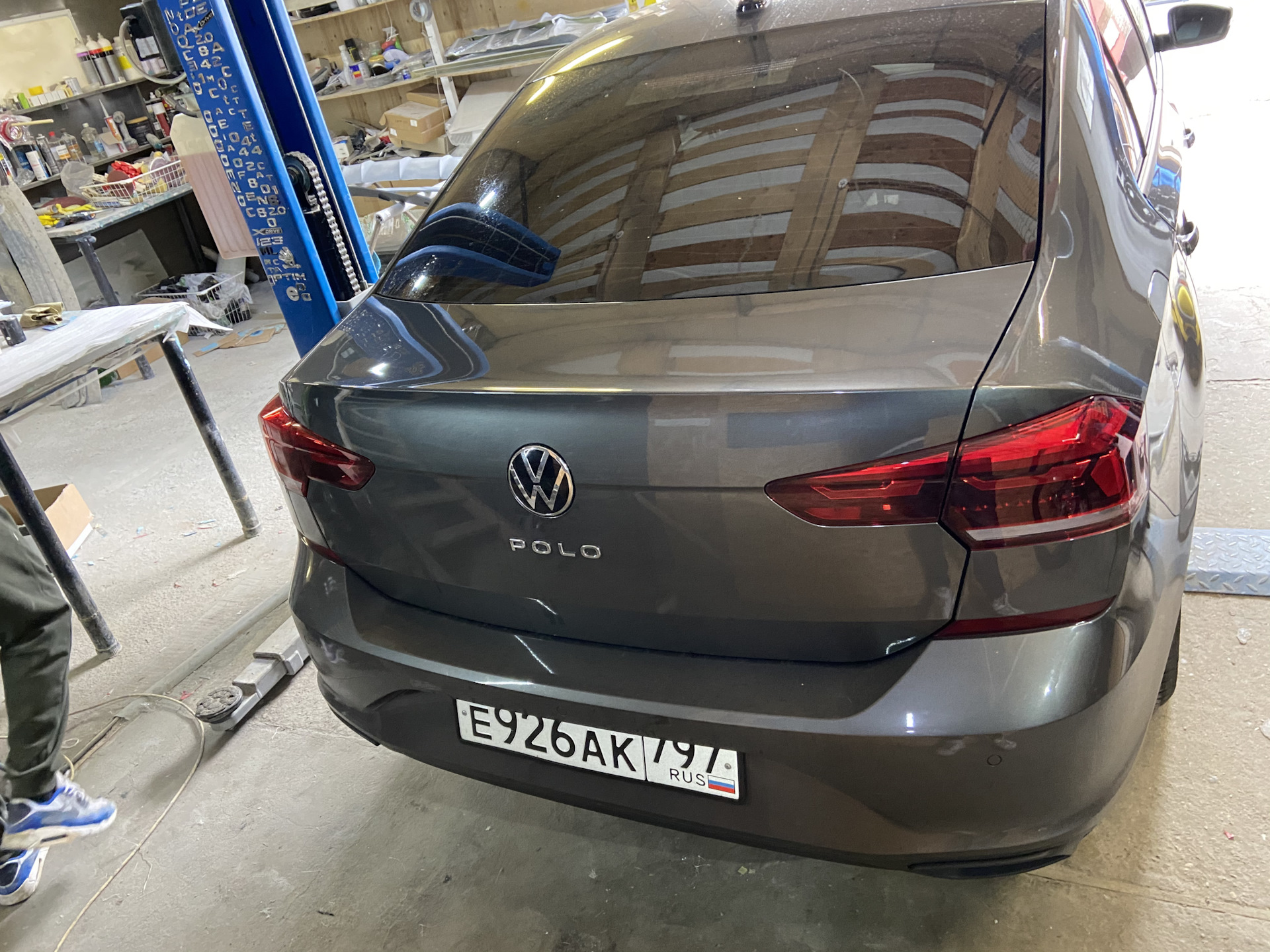 Лип спойлер vw polo liftback и минус буквы — Volkswagen Polo liftback ...
