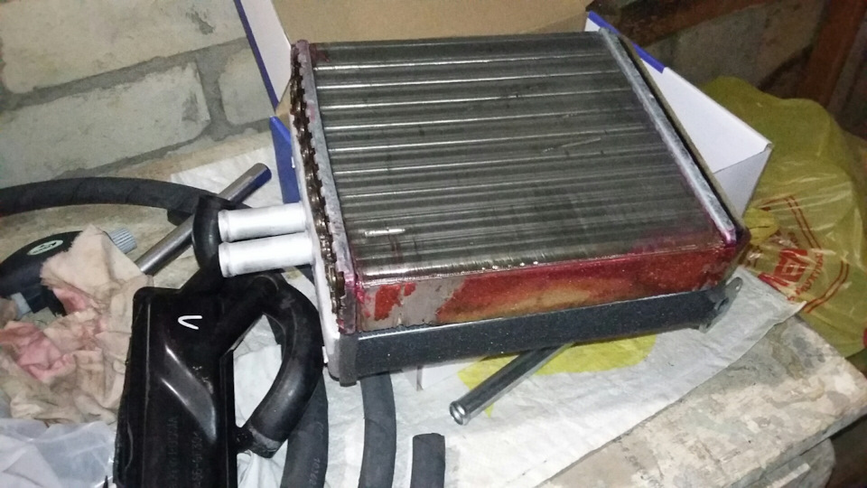 как видно, габариты полностью аналогичны, но пихать его нужно с умом — Chevrolet Niva GLX