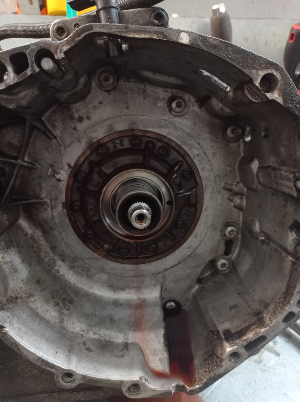 8. Сальник renault 8200 276 850. 6 16. Сальник renault 8200773453. Сальник акпп рено.