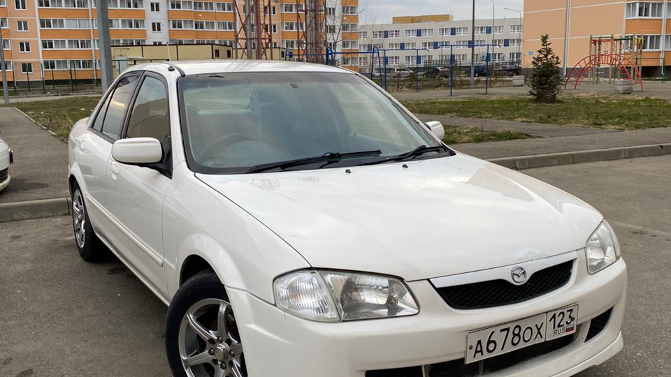 Mazda Familia Юки-Тян 4WD