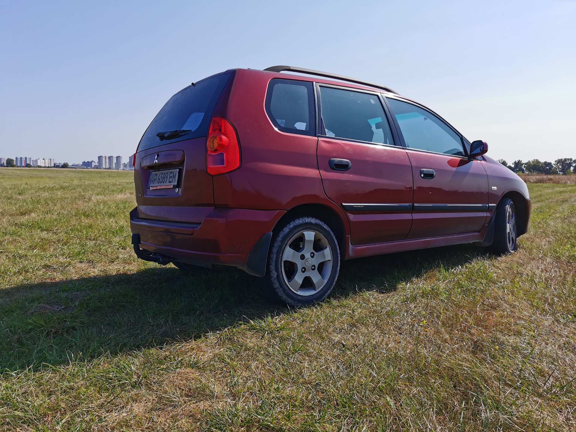 Спейс стар. Mitsubishi Space Star 1997. Митсубиси Спейс Стар 2008. Митсубиси Спейс Стар 2000. Митсубиси Спейс Стар 2001 1.4.