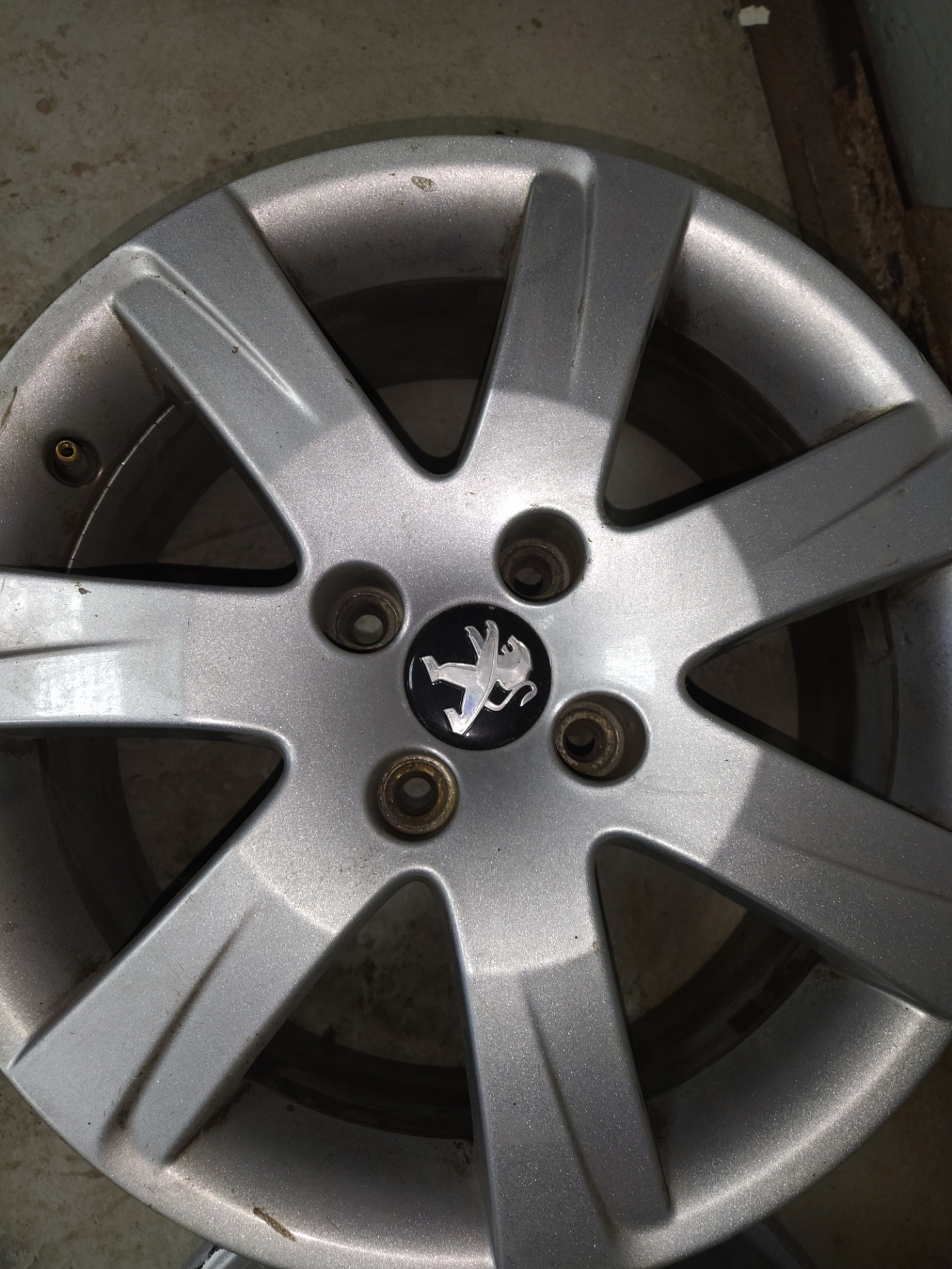 Диски Santiaguito II 16” — Peugeot 408, 1,6 л, 2012 года | колёсные ...