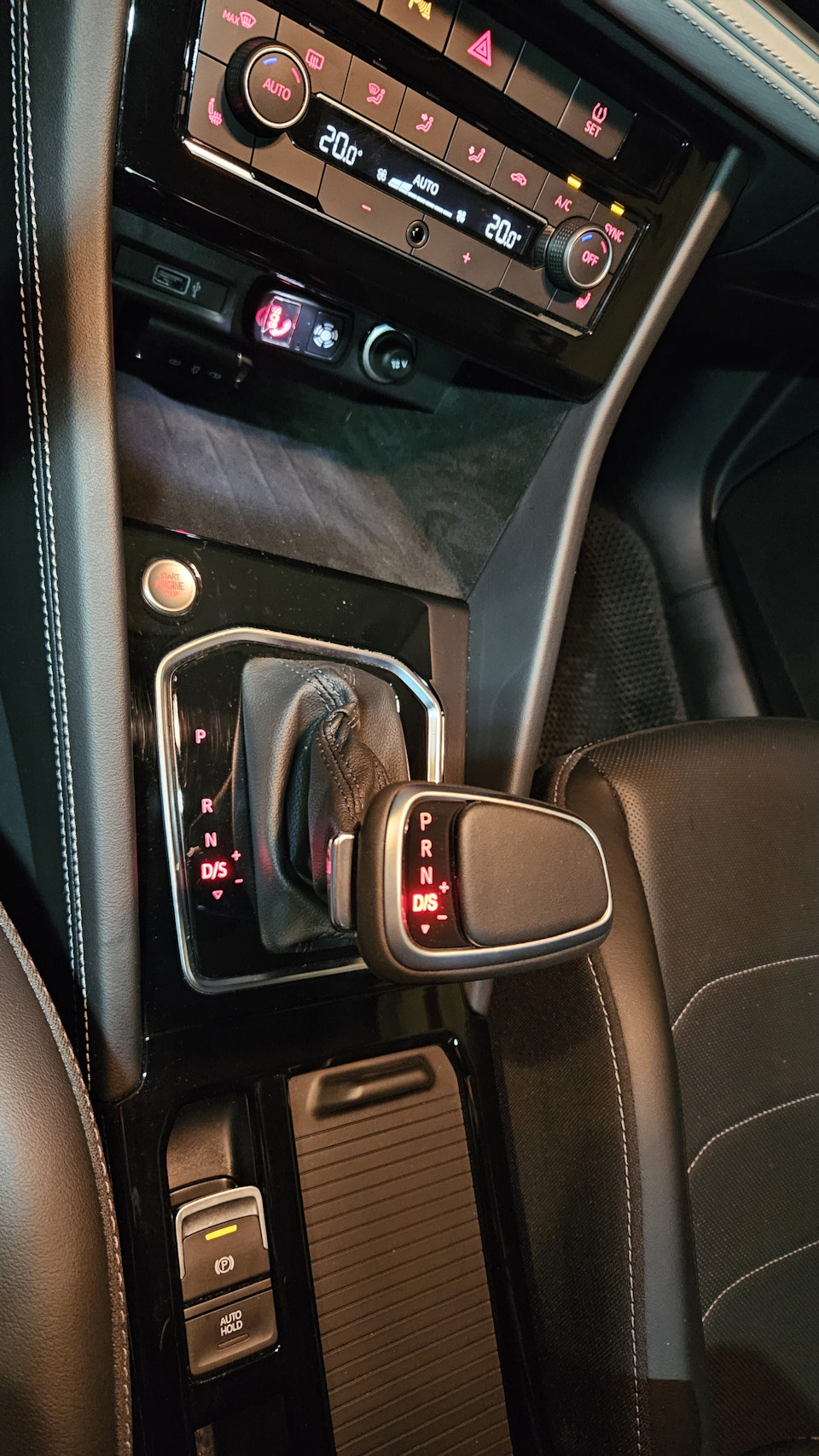 Ручка от audi, карпет, антикор выхлопа. — Jetta VS5, 1,4 л, 2023 года ...