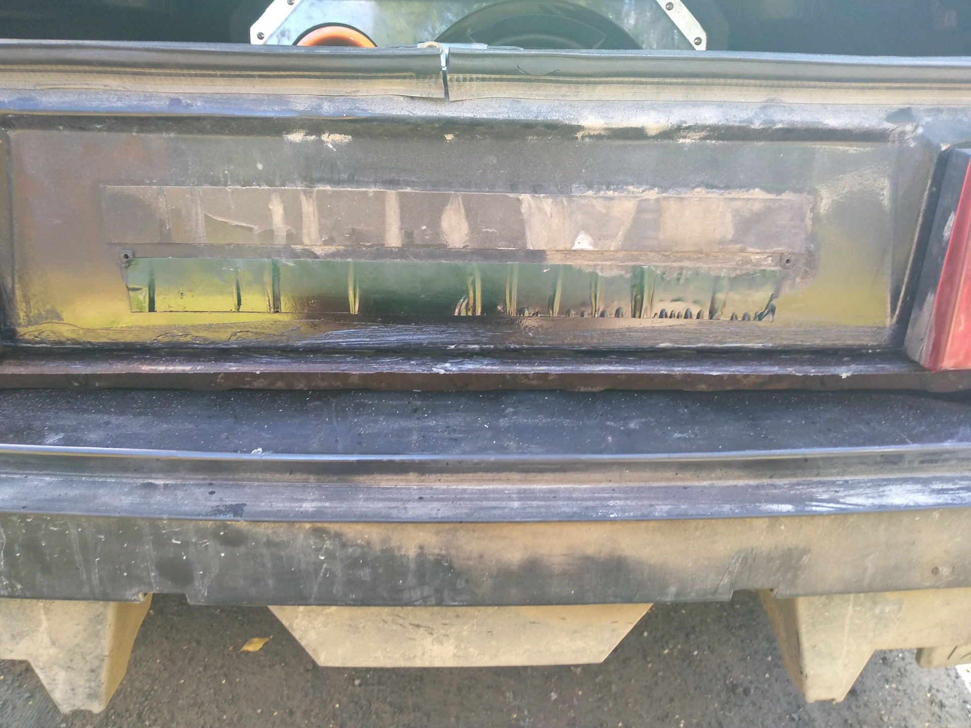 Fiat doblo коррозия, порогов. лада приора седан ржавая. кузов ауди 100 гниет. бмв е34 гнилая. пежо 308 коррозия кузова.